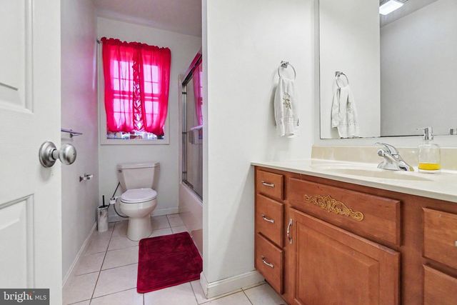 7322 COBBLE STONE DR, Harrisburg, PA 17112