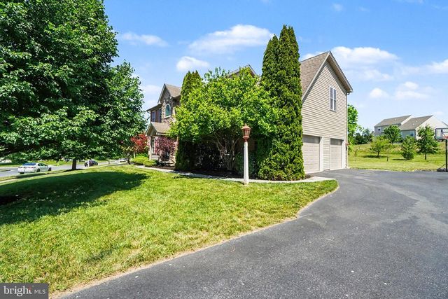 7322 COBBLE STONE DR, Harrisburg, PA 17112