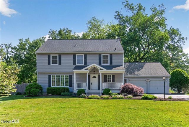 3 Fenway Drive, Colonie, NY 12211