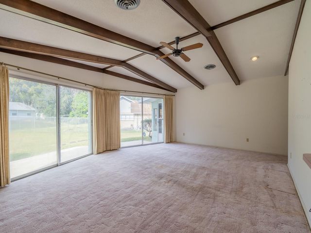 5 SPRING LAKE LANE, Ocala, FL 34472