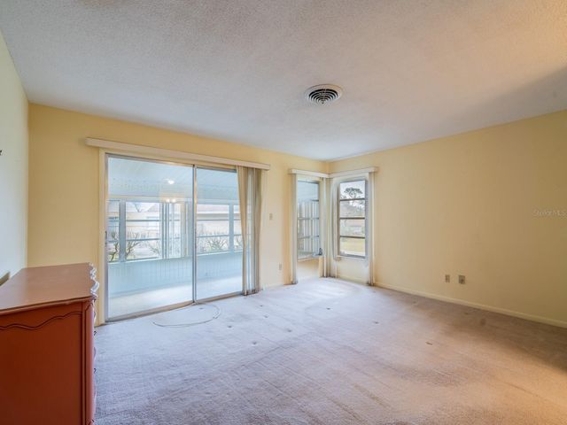 5 SPRING LAKE LANE, Ocala, FL 34472