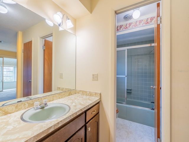 5 SPRING LAKE LANE, Ocala, FL 34472