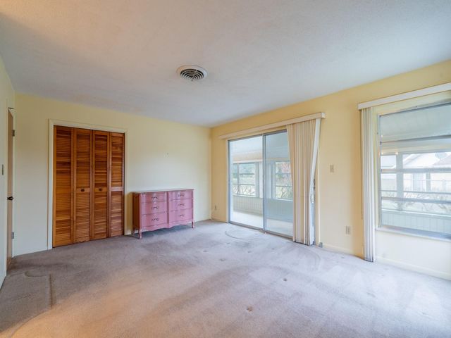 5 SPRING LAKE LANE, Ocala, FL 34472