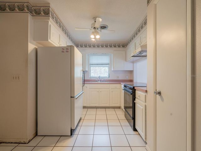 5 SPRING LAKE LANE, Ocala, FL 34472