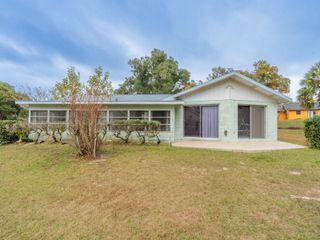 5 SPRING LAKE LANE, Ocala, FL 34472