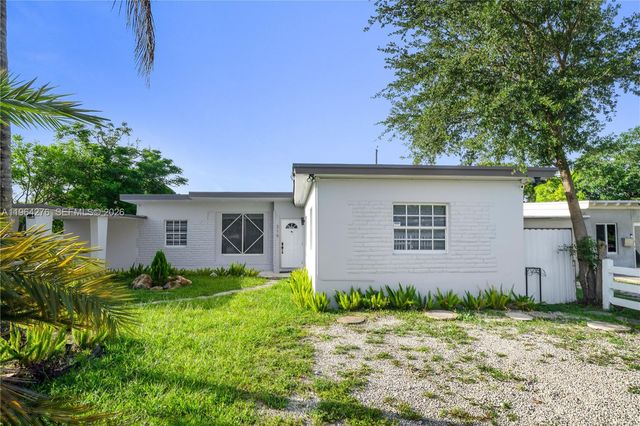 315 NW 106th ST, Miami, FL 33150