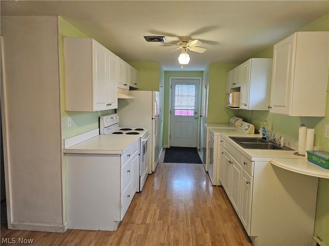 310 Cynthia Drive, Chardon, OH 44024