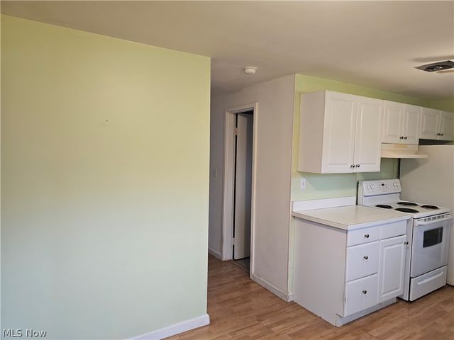 310 Cynthia Drive, Chardon, OH 44024