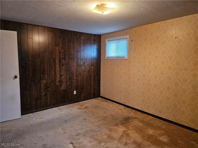 310 Cynthia Drive, Chardon, OH 44024