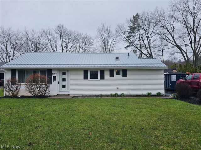 310 Cynthia Drive, Chardon, OH 44024