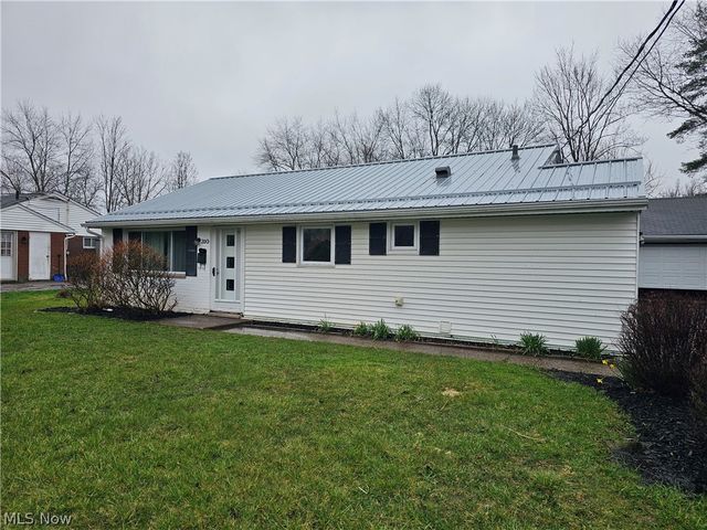 310 Cynthia Drive, Chardon, OH 44024