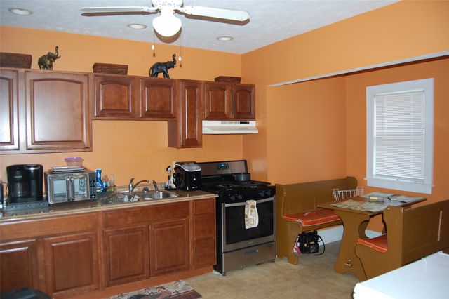 239 E 25TH Street, Erie, PA 16503
