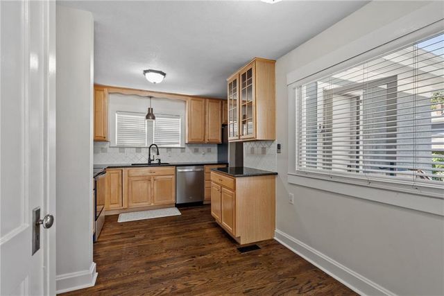 620 W 60TH Terrace, Kansas City, MO 64113