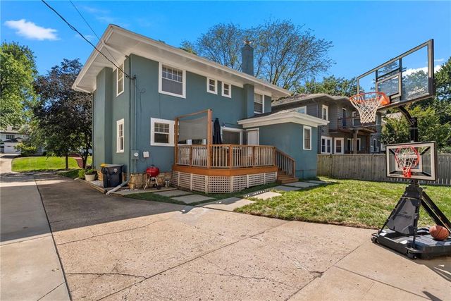 620 W 60TH Terrace, Kansas City, MO 64113
