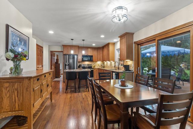 2554 S Sterling CIRCLE, East Troy, WI 53120