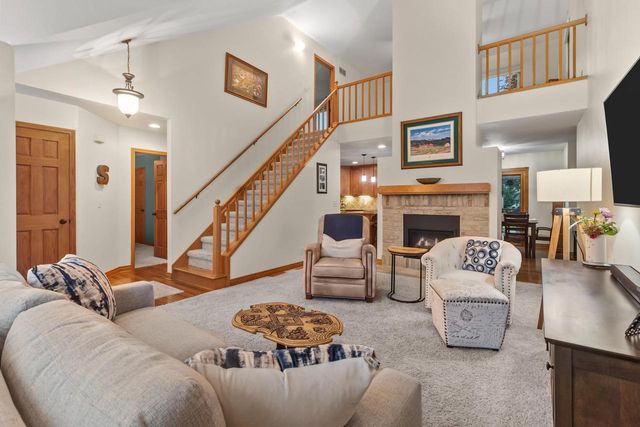 2554 S Sterling CIRCLE, East Troy, WI 53120