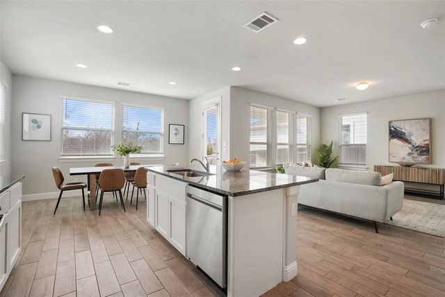 113 Stone Canyon DR, Georgetown, TX 78628