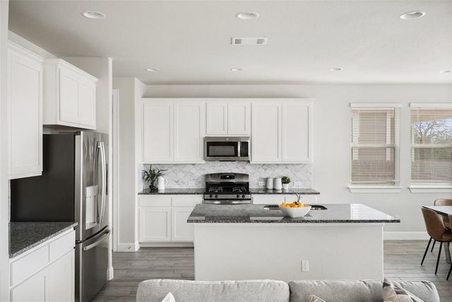 113 Stone Canyon DR, Georgetown, TX 78628