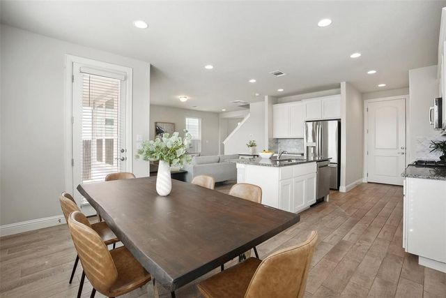 113 Stone Canyon DR, Georgetown, TX 78628