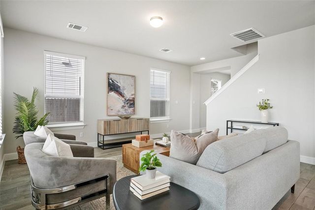 113 Stone Canyon DR, Georgetown, TX 78628