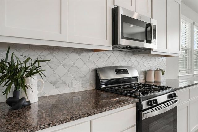 113 Stone Canyon DR, Georgetown, TX 78628