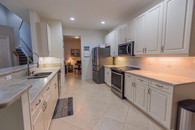 10440 SW Westlawn Boulevard, Port St. Lucie, FL 34987
