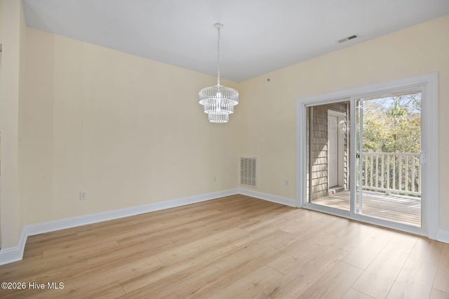 200 Lighthouse Lane B3, Swansboro, NC 28584