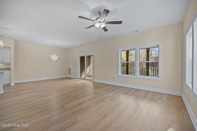 200 Lighthouse Lane B3, Swansboro, NC 28584