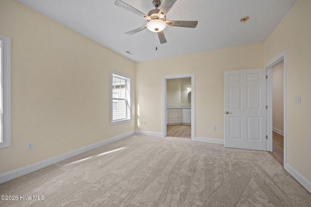 200 Lighthouse Lane B3, Swansboro, NC 28584