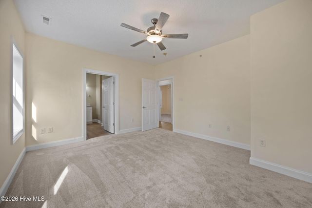 200 Lighthouse Lane B3, Swansboro, NC 28584