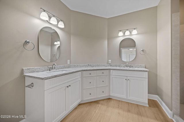 200 Lighthouse Lane B3, Swansboro, NC 28584