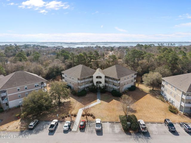 200 Lighthouse Lane B3, Swansboro, NC 28584