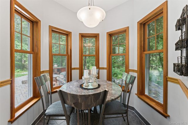 25 Cabin Ridge Road, Chappaqua, NY 10514