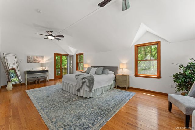 25 Cabin Ridge Road, Chappaqua, NY 10514