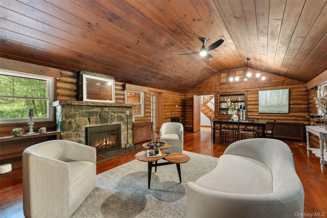 25 Cabin Ridge Road, Chappaqua, NY 10514