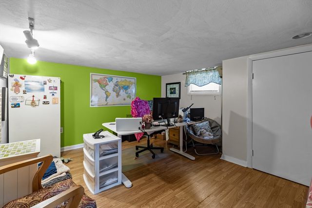 17 Mowry Ave, Cumberland, RI 02864