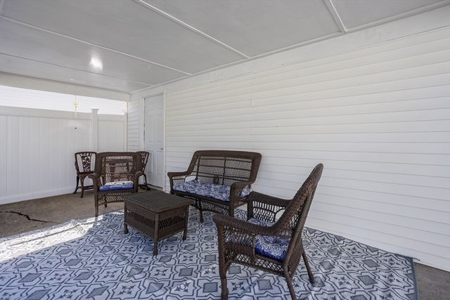 17 Mowry Ave, Cumberland, RI 02864