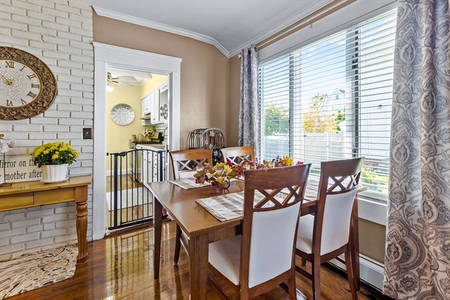 17 Mowry Ave, Cumberland, RI 02864