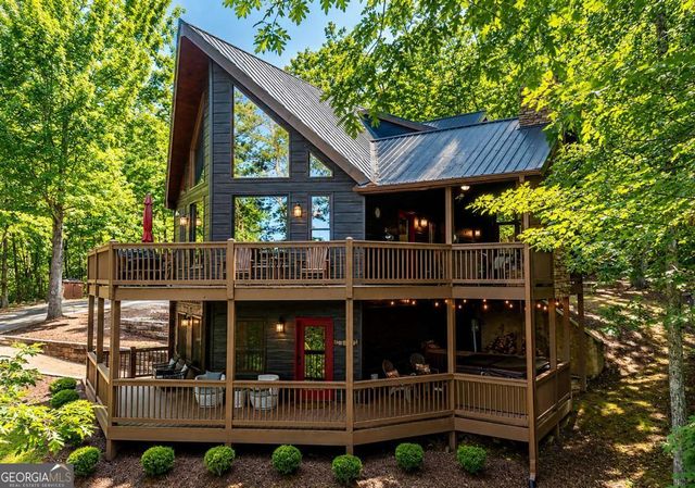 901 Stuart Mountain Road, Mineral Bluff, GA 30559