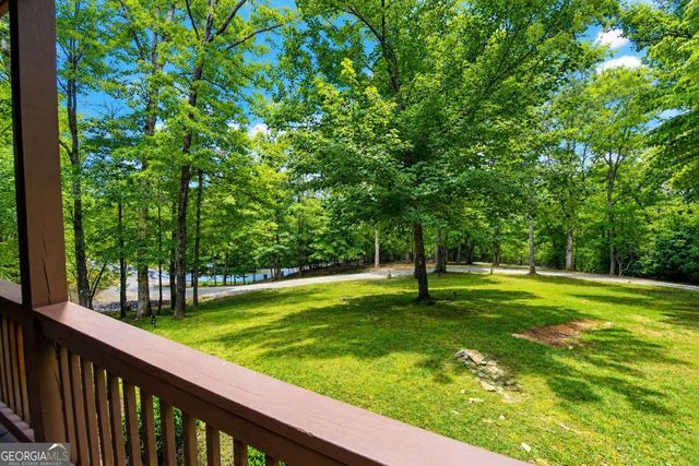 901 Stuart Mountain Road, Mineral Bluff, GA 30559
