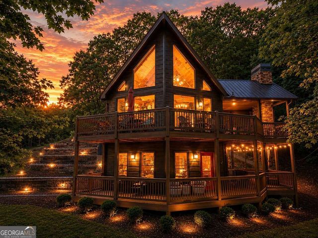 901 Stuart Mountain Road, Mineral Bluff, GA 30559