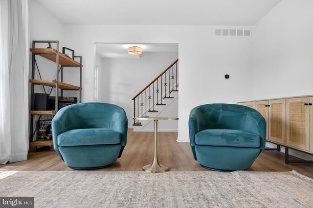 18 MIDWOOD RD, Marlton, NJ 08053