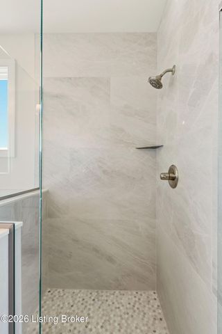 17614 Fox Spring Way, Louisville, KY 40245