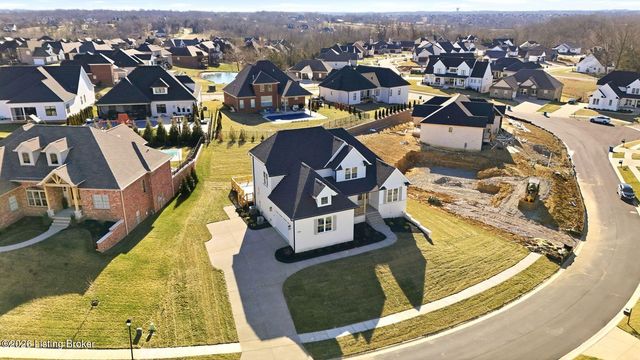 17614 Fox Spring Way, Louisville, KY 40245