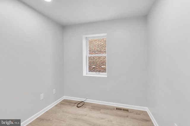 69 E SLOCUM ST, Philadelphia, PA 19119
