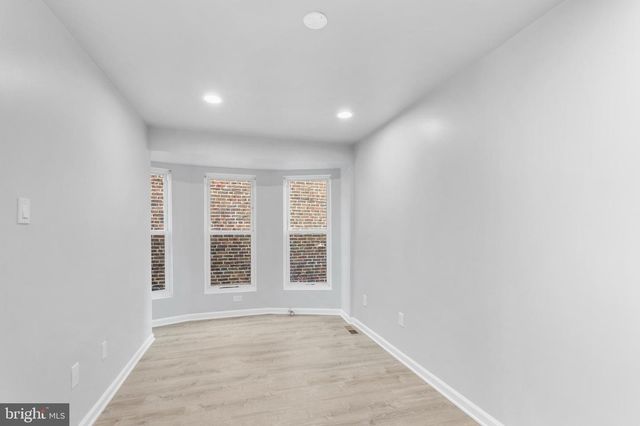 69 E SLOCUM ST, Philadelphia, PA 19119