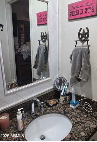 2511 N 56TH Street, Mesa, AZ 85215