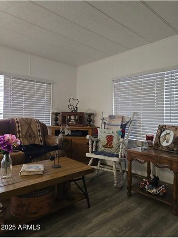 2511 N 56TH Street, Mesa, AZ 85215