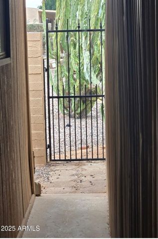 2511 N 56TH Street, Mesa, AZ 85215