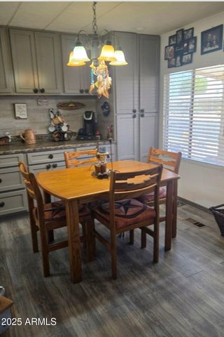 2511 N 56TH Street, Mesa, AZ 85215